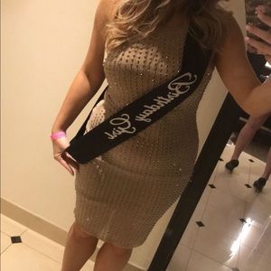 💙3/$45 DRESSES💙 Nude Beaded Dress